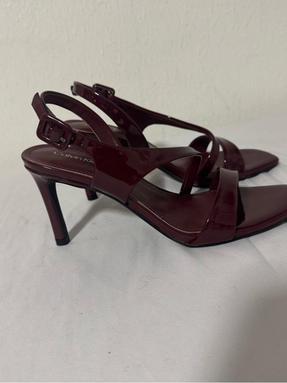 Calvin Klein Women’s Size 5.5M Wine Patent Strappy High Heel Ankle Strap EUC - Picture 4 of 10